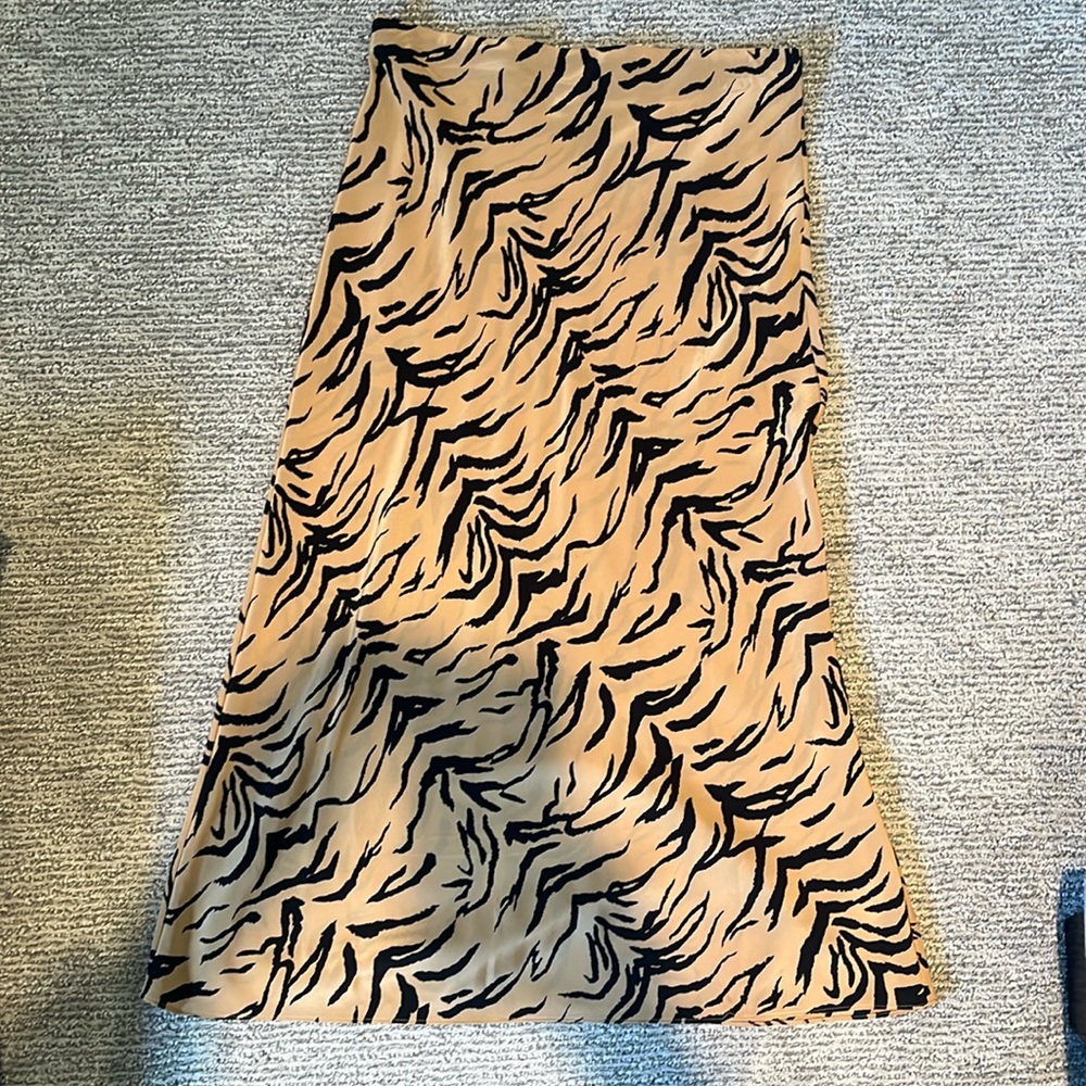 100% silk Madewell skirt, Size 6